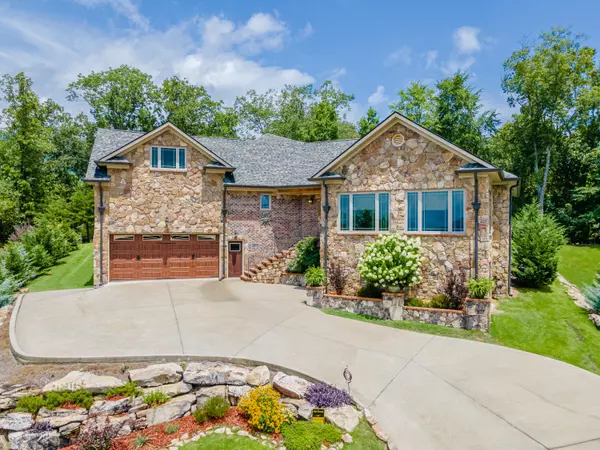 3566 Willow Lake CIR, Chattanooga, TN 37419