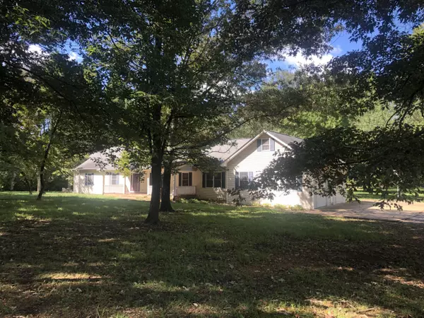 115 Mill LN, Ringgold, GA 30736