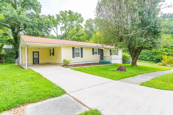 53 Martin LN, Lookout Mountain, GA 30750