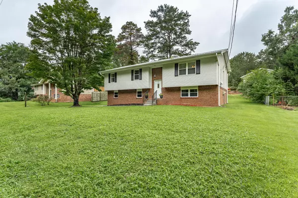 Hixson, TN 37343,7109 Middle Valley RD