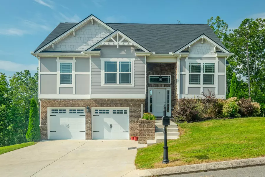 1050 Longo DR, Soddy Daisy, TN 37379