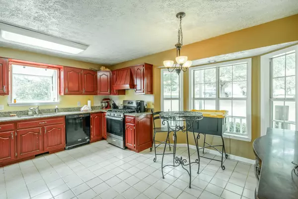 Dunlap, TN 37327,185 Lang RD