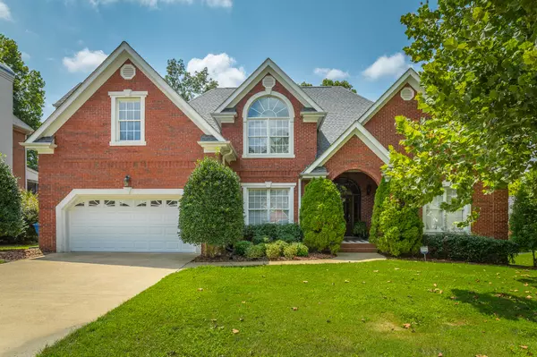 8106 Gatehouse XING, Chattanooga, TN 37421