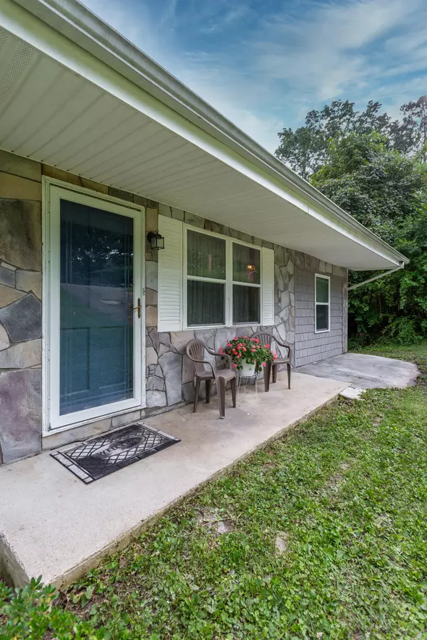 Ringgold, GA 30736,239 Sparrow LN