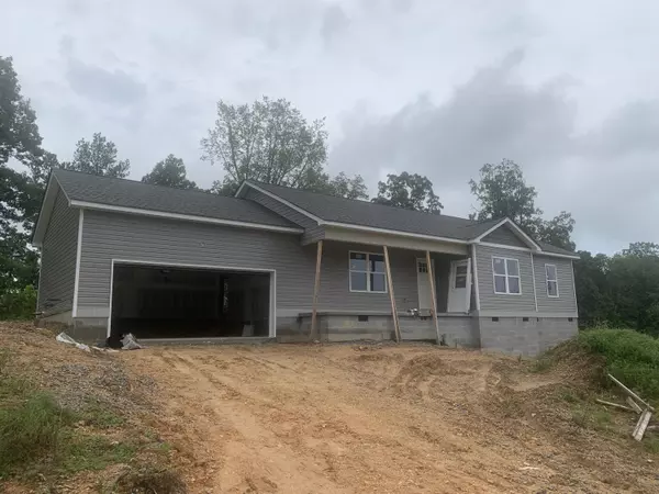 1851 Staghorn DR, Soddy Daisy, TN 37379