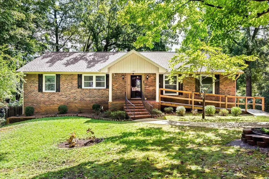 107 Highland Avenue, Athens, TN 37303