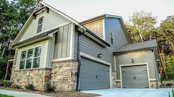 Signal Mountain, TN 37377,1458 Tuckahoe PASS
