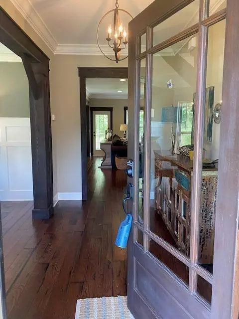 Signal Mountain, TN 37377,1458 Tuckahoe PASS