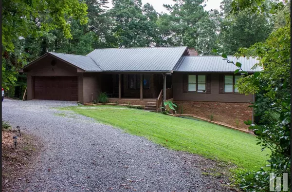 4240 Jimmy DR, Rocky Face, GA 30740