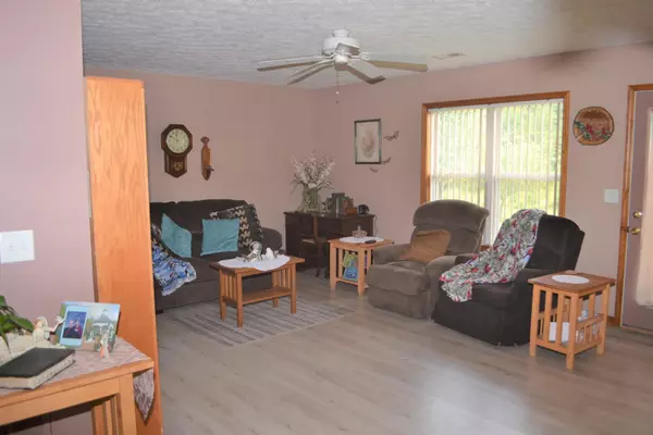 Dunlap, TN 37327,4216 Fredonia RD