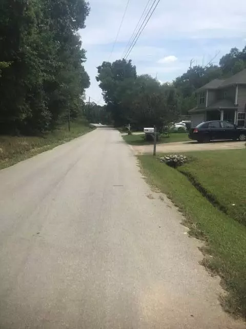 Ooltewah, TN 37363,8416 Old Cleveland PIKE