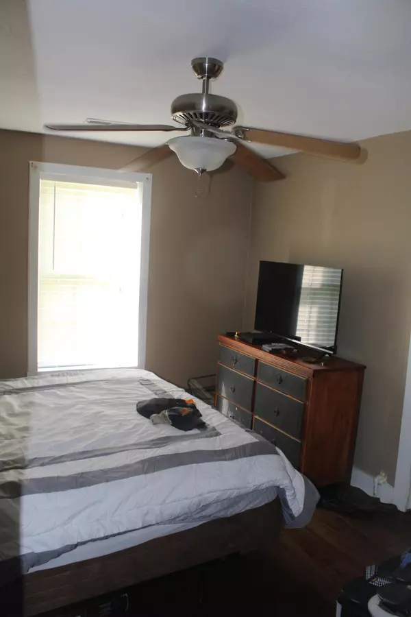 Soddy Daisy, TN 37379,10851 Nelson RD