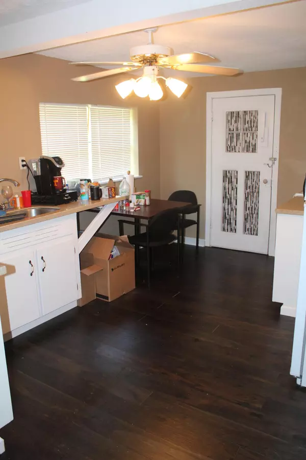 Soddy Daisy, TN 37379,10851 Nelson RD