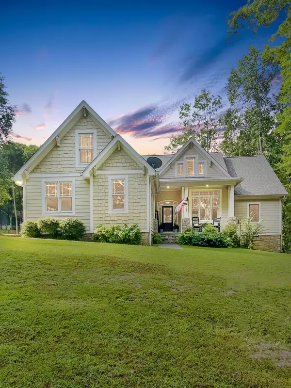 96 Lookout DR, Rising Fawn, GA 30738