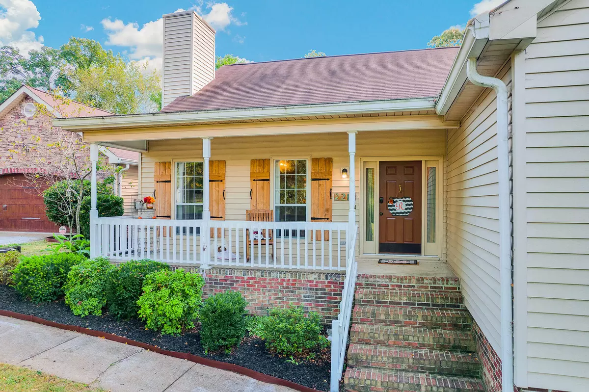 Soddy Daisy, TN 37379,2214 Chimney Hills DR