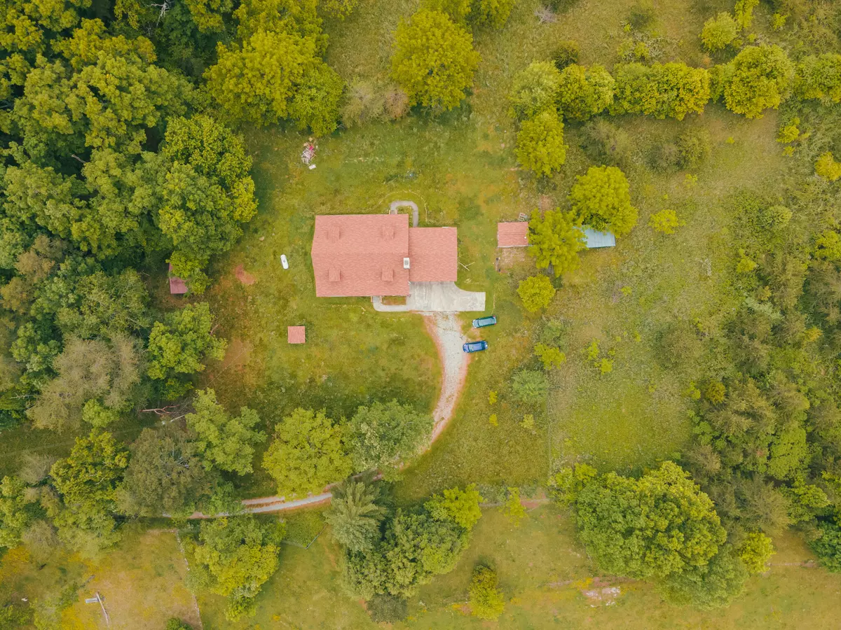 Gruetli Laager, TN 37339,183 Mainord DR