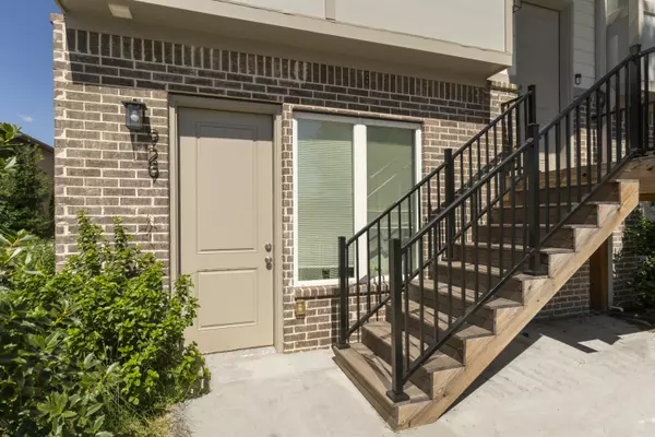 Chattanooga, TN 37408,929 Main ST