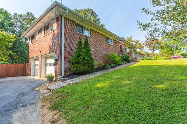 Ringgold, GA 30736,121 Lazy Oak TRL