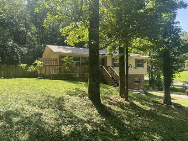 3698 Camp RD, Collegedale, TN 37363