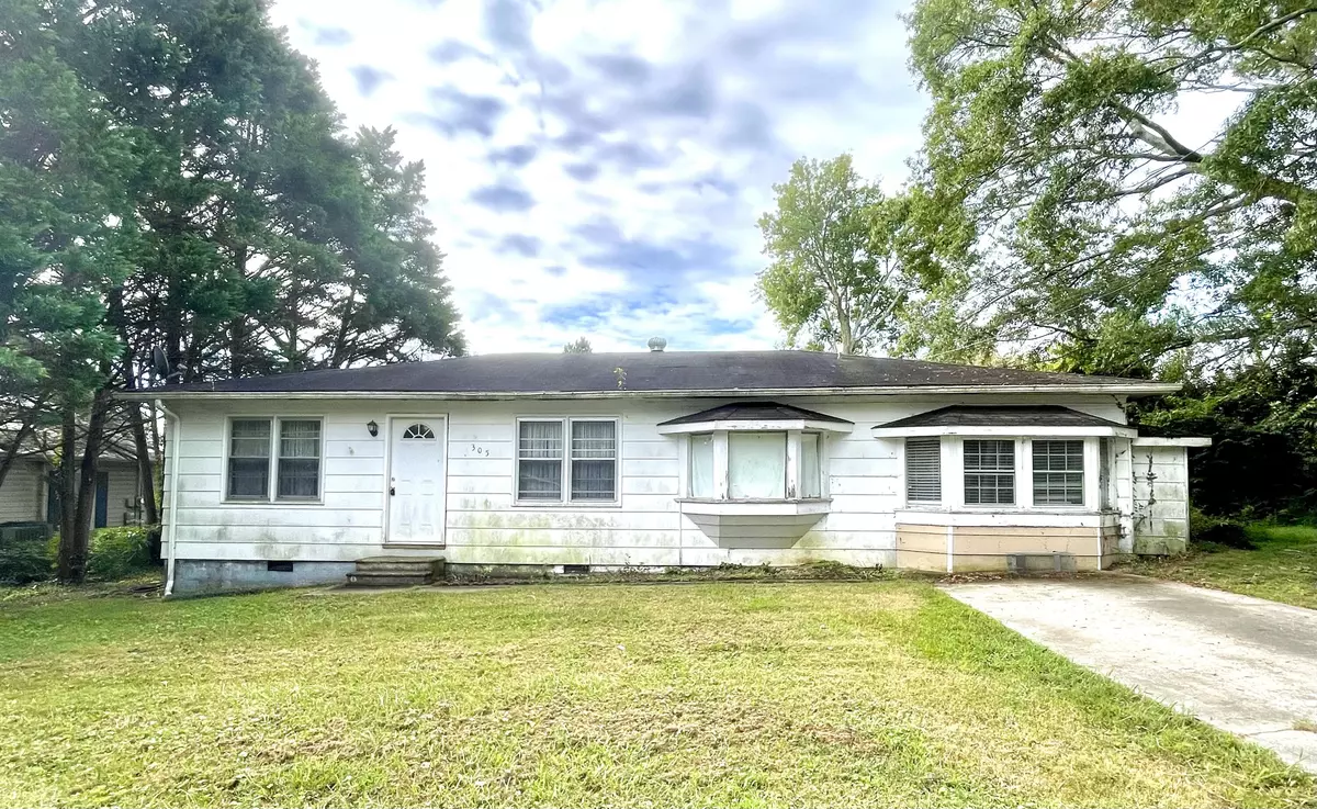 Dalton, GA 30721,305 Quillian RD