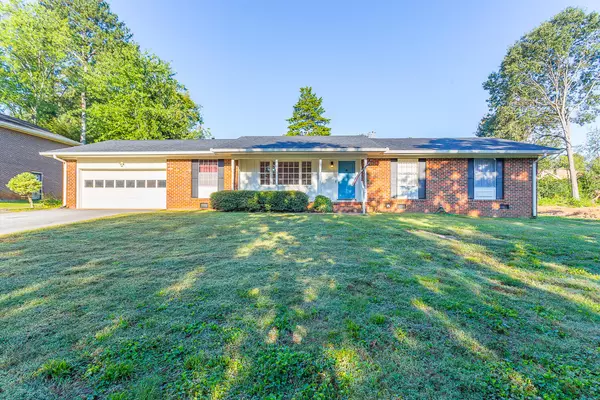 1709 Clayton DR, Chattanooga, TN 37421