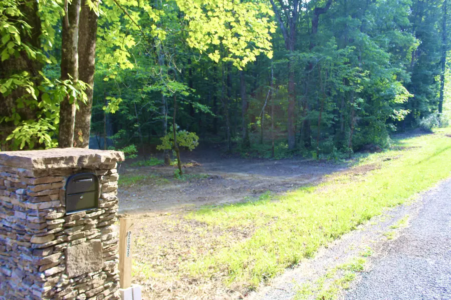 2098 Blaine Smith RD, Graysville, TN 37338