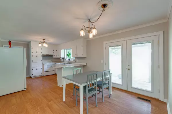 Trenton, GA 30752,375 Scenic DR