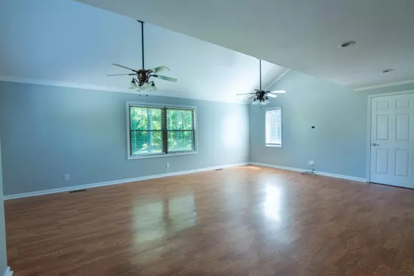 Trenton, GA 30752,245 Lawson RD