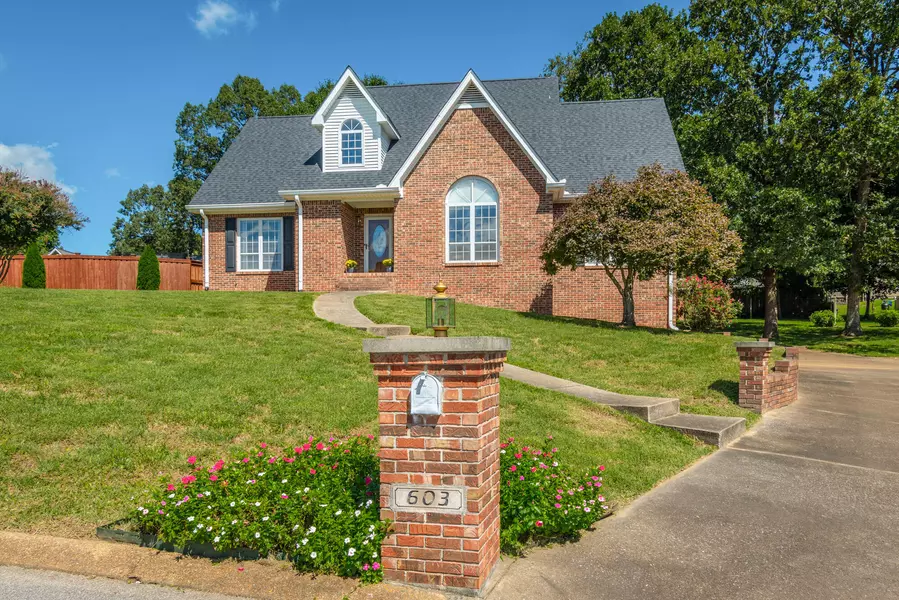 603 Pine Brow TRL, Chattanooga, TN 37421