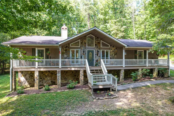 2265 Little Bend RD, Signal Mountain, TN 37377