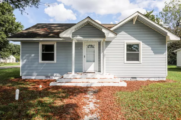 1200 Henderson AVE, Rossville, GA 30741