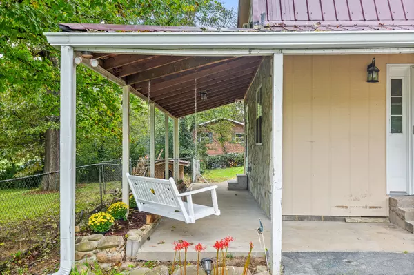 Whitwell, TN 37397,374 Elm ST