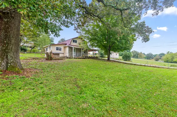 Whitwell, TN 37397,374 Elm ST