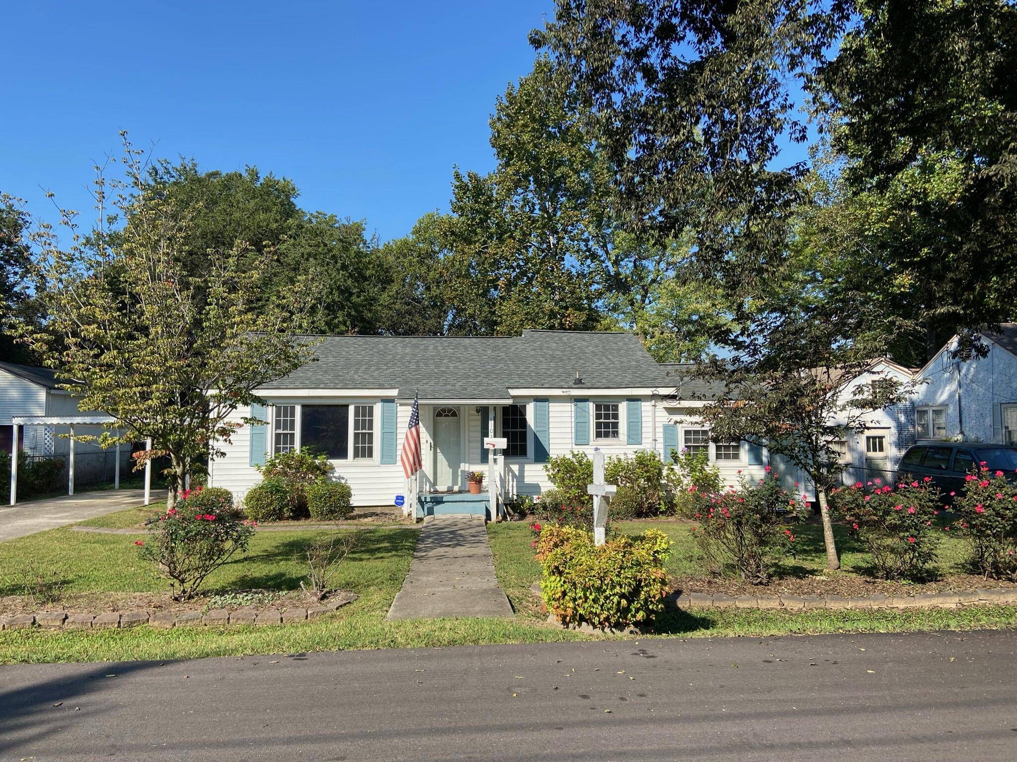 Rossville, GA 30741,1103 Logan AVE