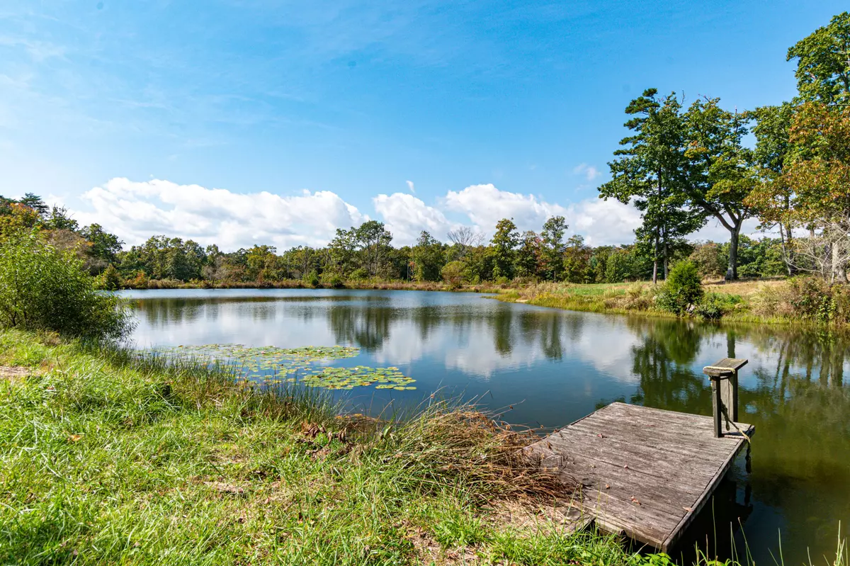 Signal Mountain, TN 37377,7900 Hixson Springs RD