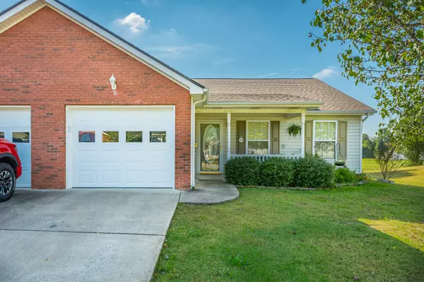 586 Flagstone DR, Rossville, GA 30741