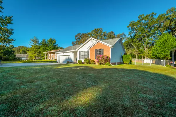 Soddy Daisy, TN 37379,9813 Hixson PIKE