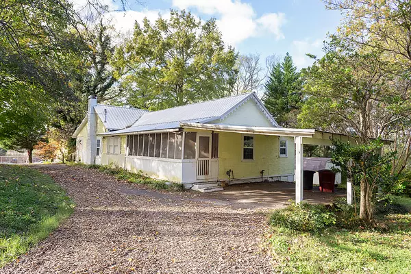 Cleveland, TN 37311,1561 King Edward AVE