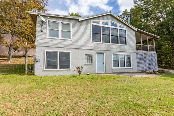 Pikeville, TN 37367,826 Herman Smith RD