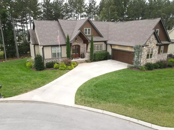 Soddy Daisy, TN 37379,917 Bella Point DR