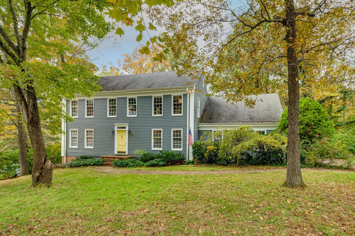 Signal Mountain, TN 37377,605 Palisades DR