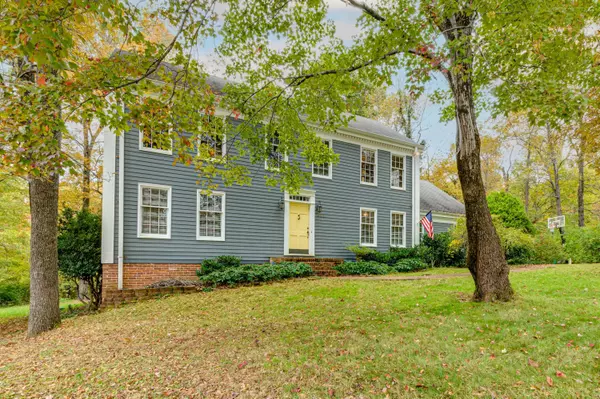 Signal Mountain, TN 37377,605 Palisades DR