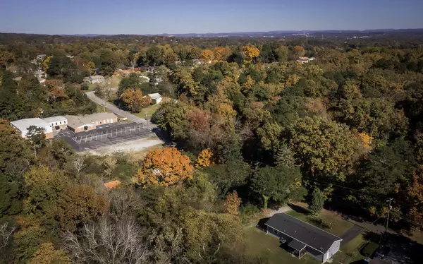 Rossville, GA 30741,0 Lookout DR