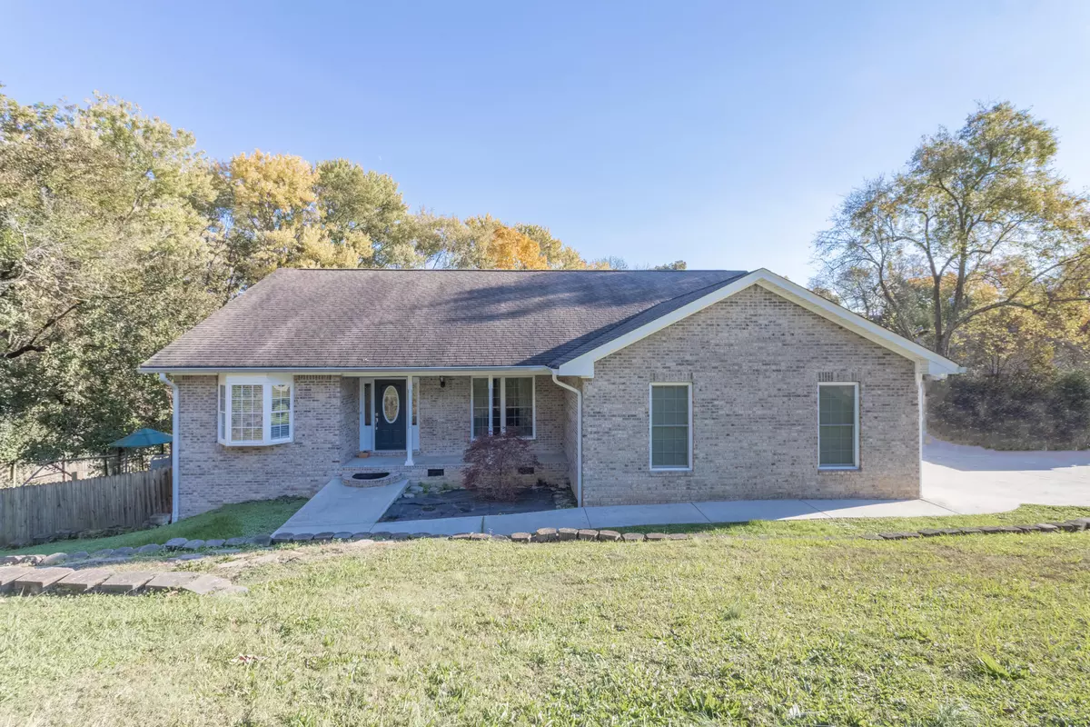 Chattanooga, TN 37416,4506 Locksley LN