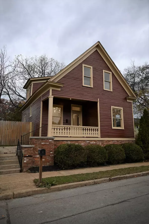 Chattanooga, TN 37404,709 Holly ST