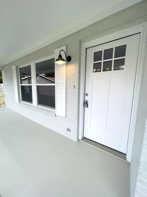 Chattanooga, TN 37416,7847 Opal DR