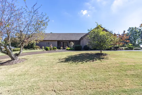 Hixson, TN 37343,1724 Colonial Shores DR