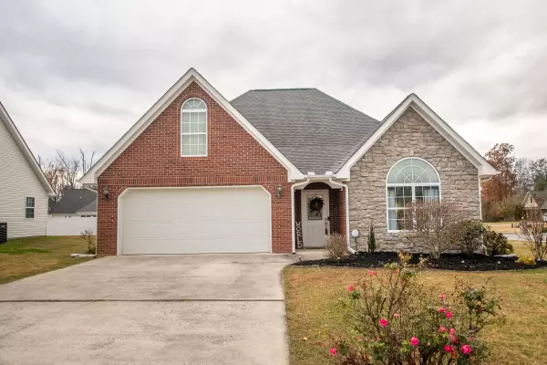 107 Caramel LN, Rossville, GA 30741