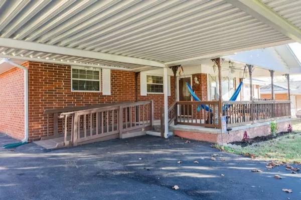 Rossville, GA 30741,111 Greenfield DR
