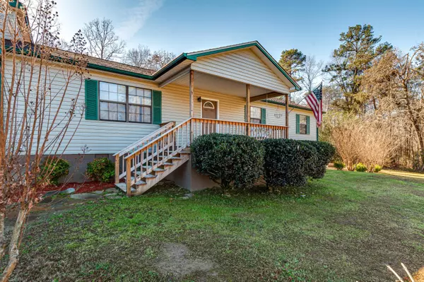 Trenton, GA 30752,289 Lawson RD